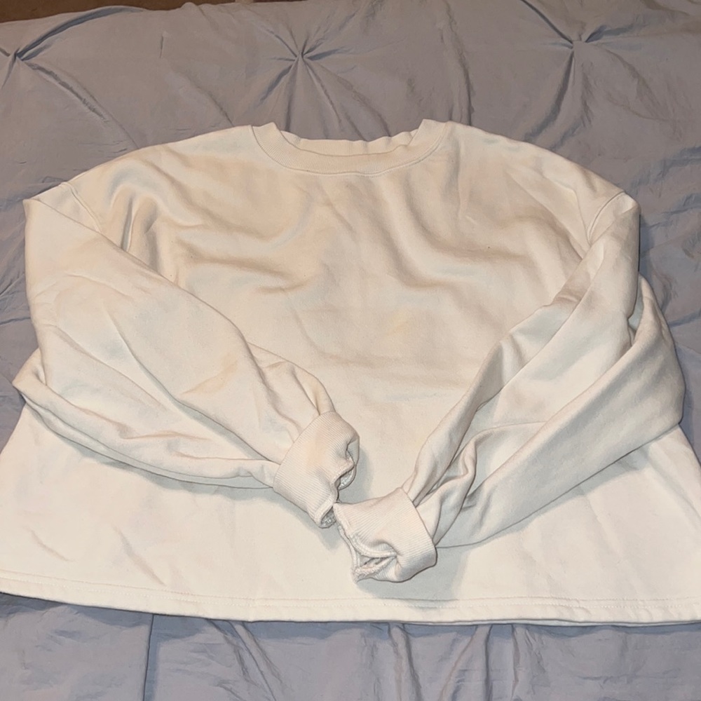 Women’s sweatshirt